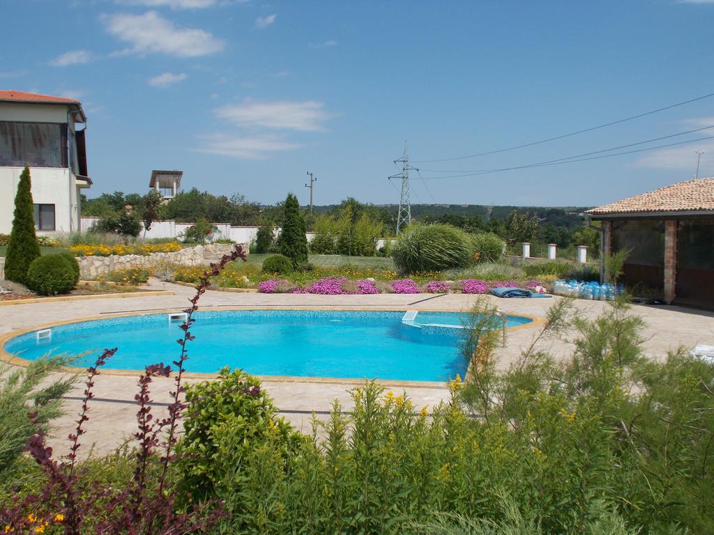 Villa Ketli Apartment Bliznatsi Екстер'єр фото