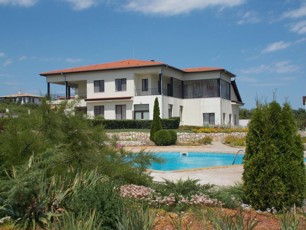 Villa Ketli Apartment Bliznatsi Екстер'єр фото